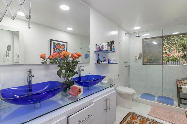Apartamento de 3 alcobas en venta en Los Rosales, Bogotá, 209 m² · foto 18 de 20