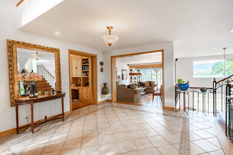 Casa de 4 alcobas en venta en La Lomita, Bogotá, 400 m² · foto 6 de 20