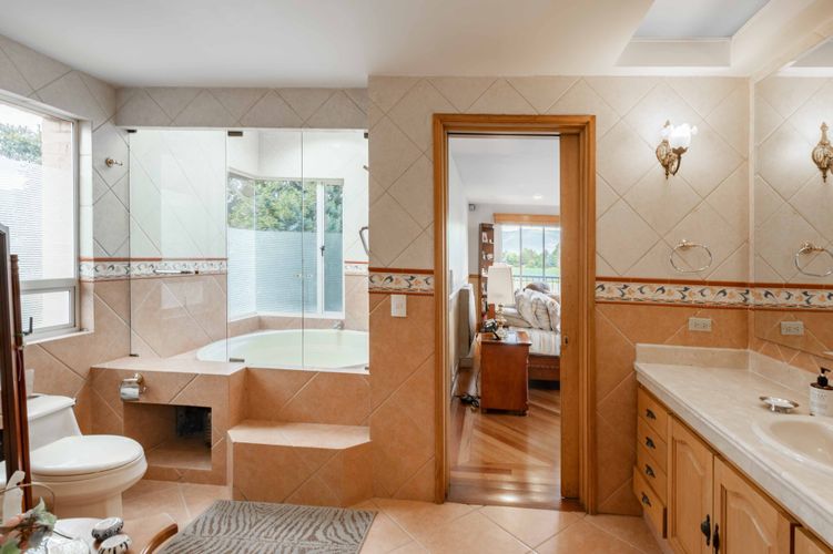 Casa de 4 alcobas en venta en La Lomita, Bogotá, 400 m² · foto 9 de 20