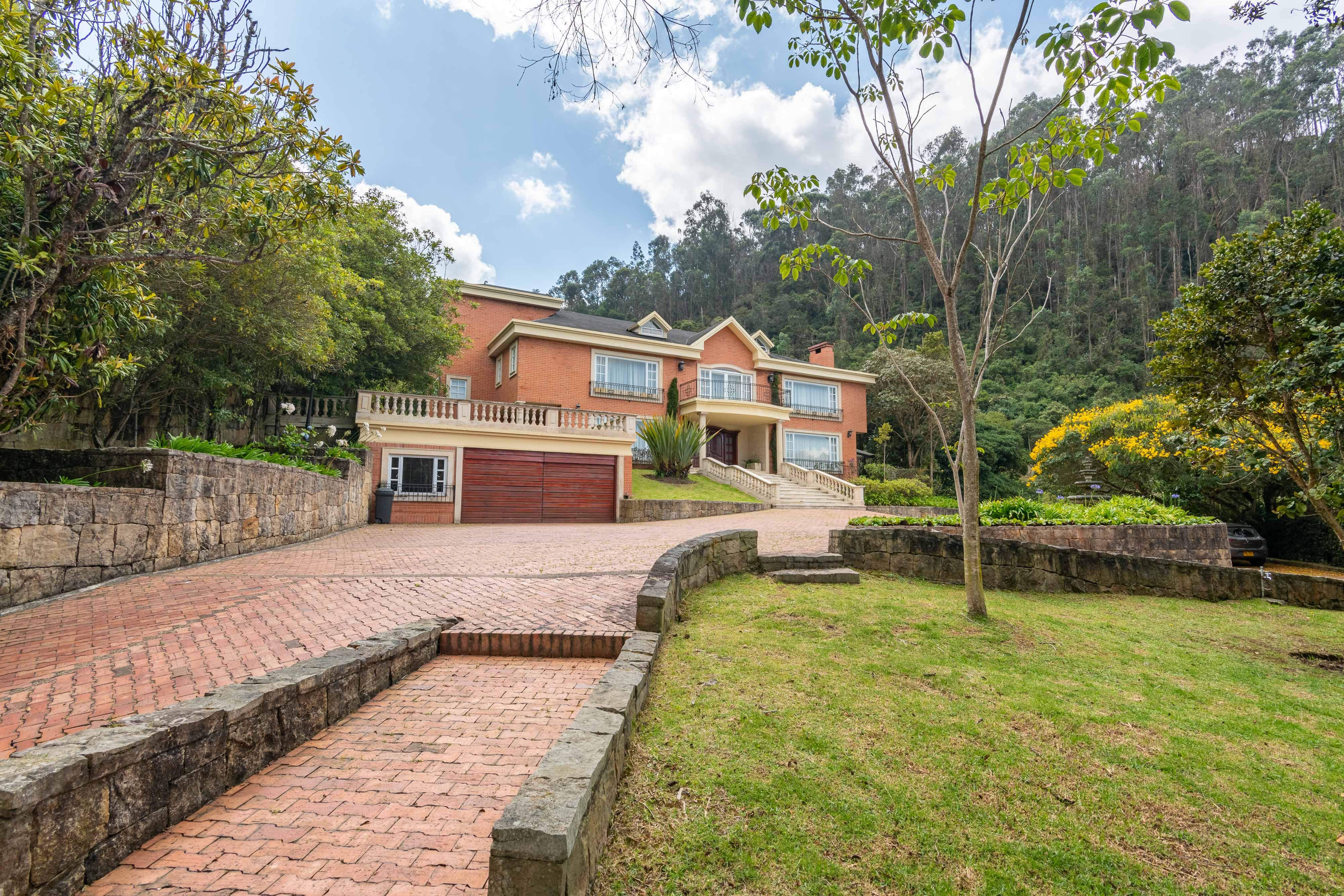 Casa en arriendo en Usaquen, Bogotá · foto 2 de 20