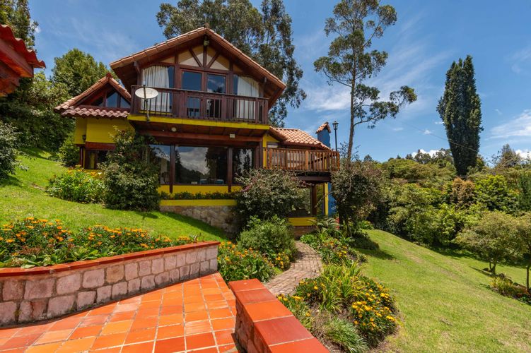 Casa de 3 alcobas en venta en Chuntame, Cajicá, 164 m² · foto 2 de 20