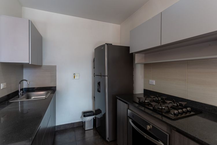 Apartamento de 1 alcoba en arriendo en Los Balsos, Medellín, 67 m² · foto 9 de 20