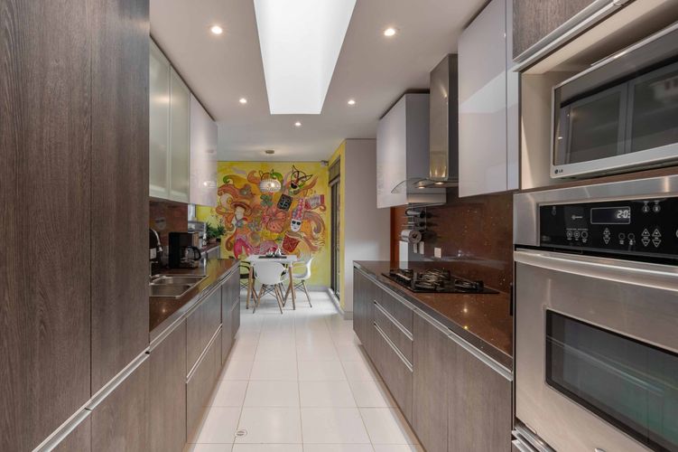 Apartamento de 3 alcobas en venta en Suba Cerros, Bogotá, 204 m² · foto 12 de 20