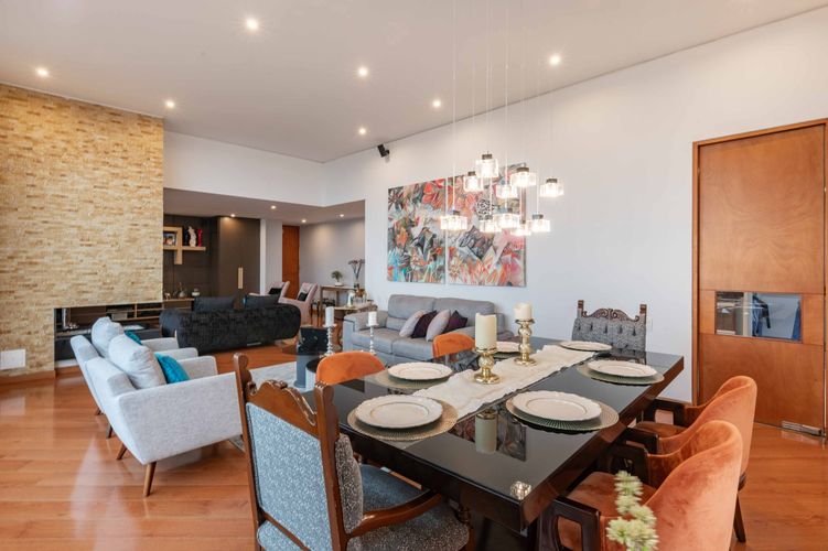 Apartamento de 3 alcobas en venta en Suba Cerros, Bogotá, 204 m² · foto 14 de 20