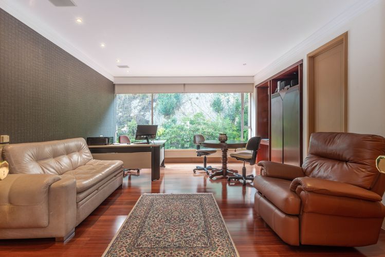Apartamento de 4 alcobas en arriendo en Santa Barbara Alta, Bogotá, 404 m² · foto 9 de 20