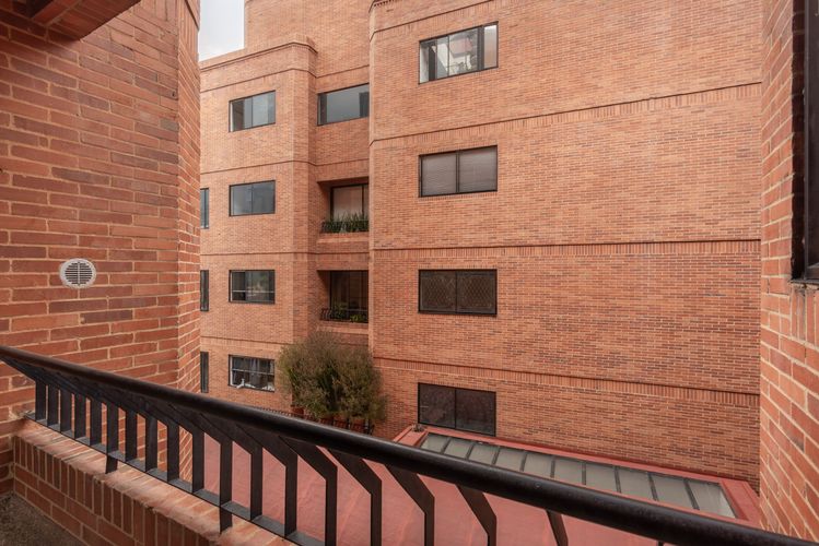 Apartamento de 4 alcobas en arriendo en Santa Barbara Alta, Bogotá, 404 m² · foto 17 de 20