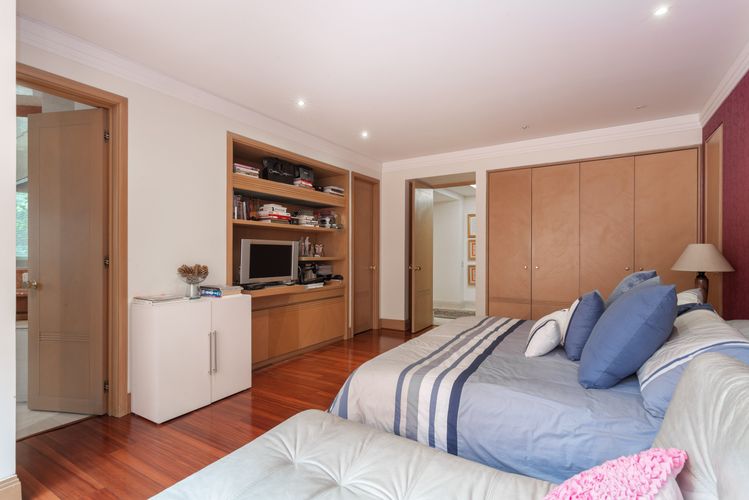 Apartamento de 4 alcobas en arriendo en Santa Barbara Alta, Bogotá, 404 m² · foto 20 de 20