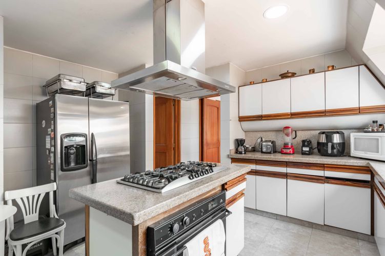 Apartamento de 4 alcobas en venta en Chicó Alto, Bogotá, 288 m² · foto 6 de 20