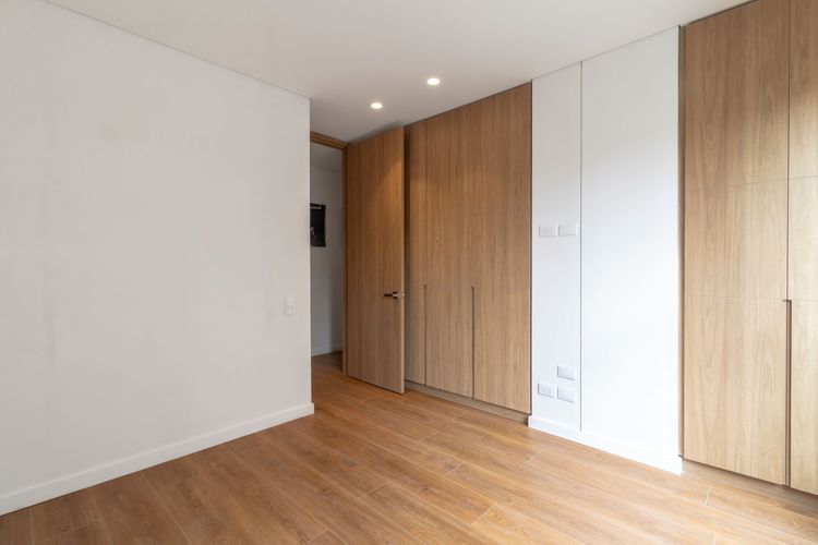 Apartamento de 2 alcobas en venta en Santa Barbara Oriental, Bogotá, 111 m² · foto 7 de 14