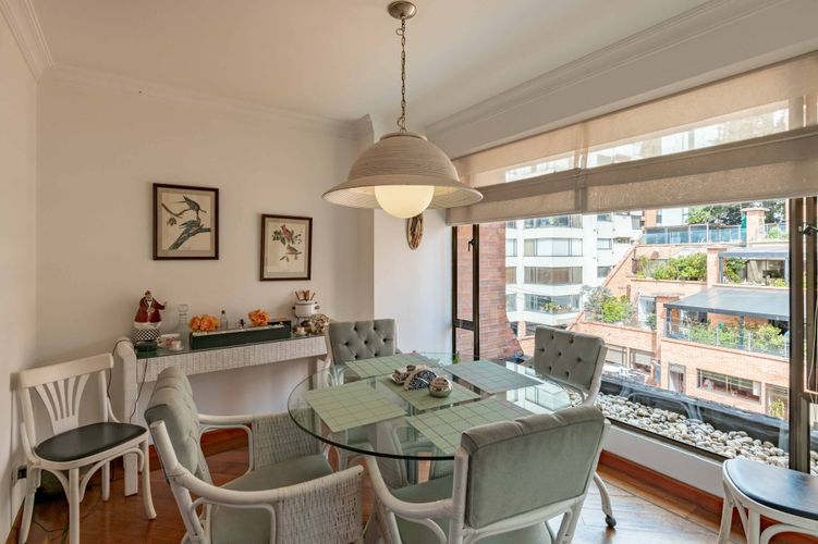 Apartamento de 4 alcobas en venta en Chicó Alto, Bogotá, 288 m² · foto 15 de 20
