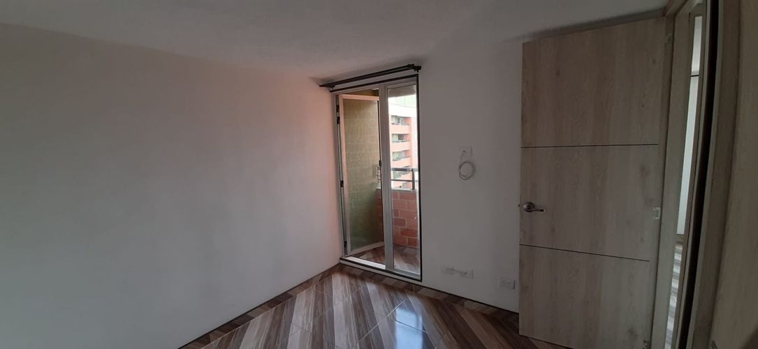 Apartamento de 3 alcobas en venta en La Prosperidad, Madrid, 52 m² · foto 6 de 13