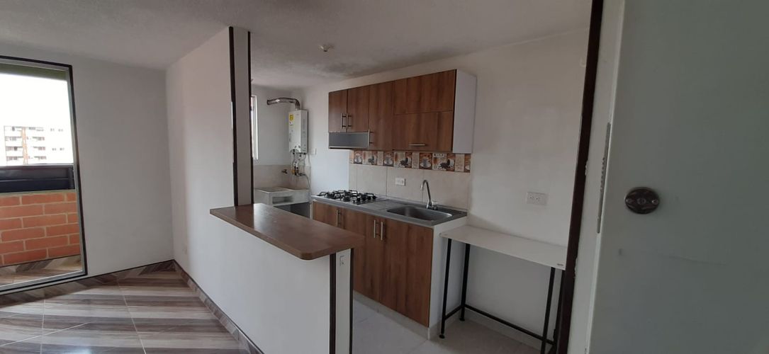 Apartamento de 3 alcobas en venta en La Prosperidad, Madrid, 52 m² · foto 2 de 13