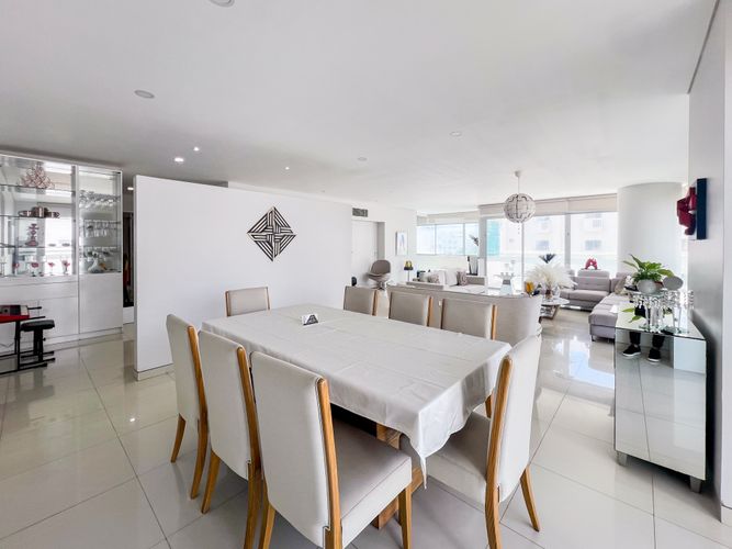Apartamento de 3 alcobas en venta en Castillogrande, Cartagena, 320 m² · foto 8 de 20