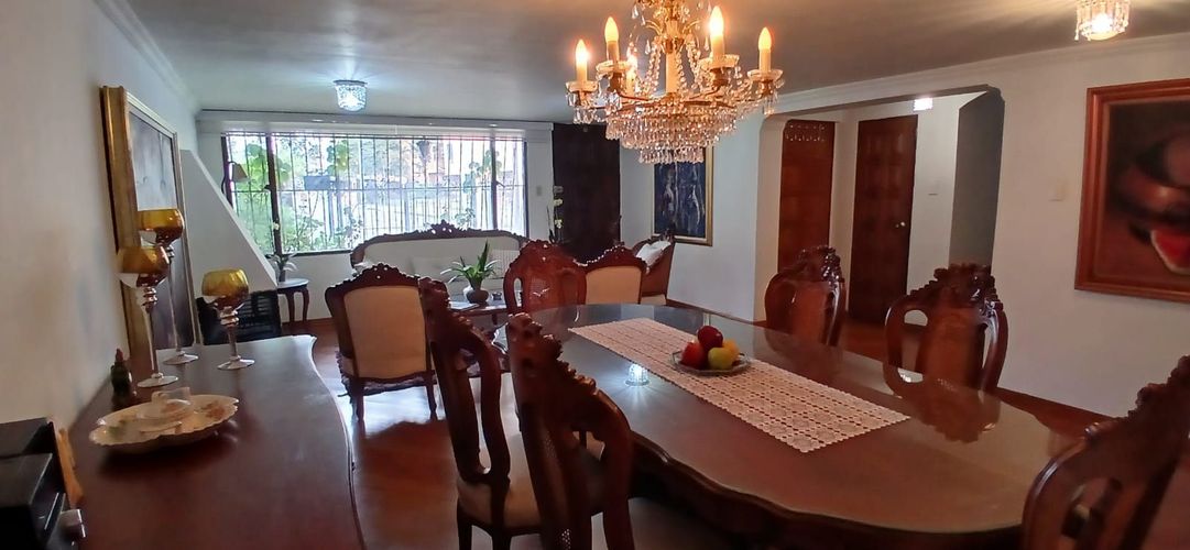 Casa de 4 alcobas en venta en Cedritos, Bogotá, 140 m² · foto 3 de 20
