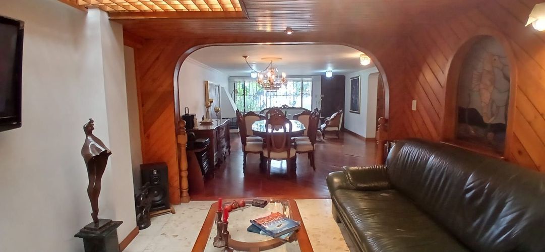 Casa de 4 alcobas en venta en Cedritos, Bogotá, 140 m² · foto 9 de 20