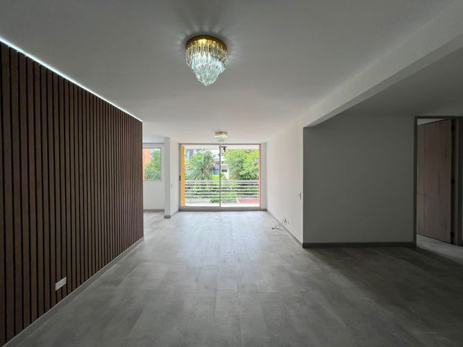 Apartamento de 3 alcobas en arriendo en El Poblado, Medellín, 97 m² · foto 2 de 17