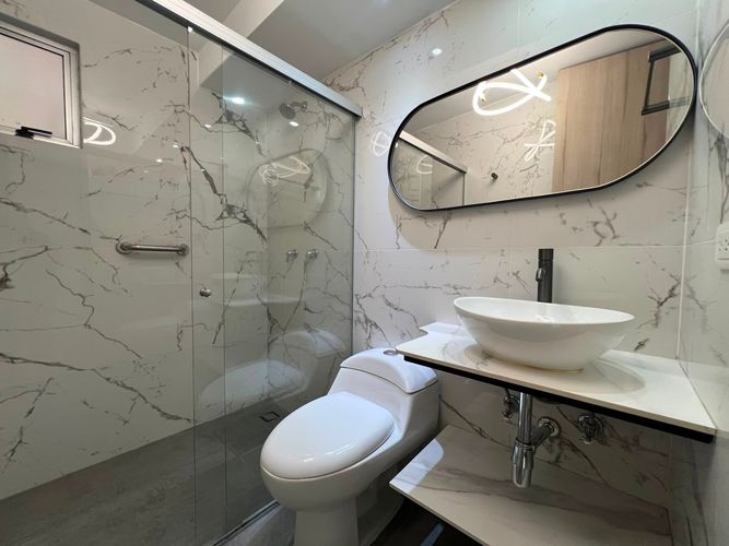 Apartamento de 3 alcobas en arriendo en El Poblado, Medellín, 97 m² · foto 16 de 17