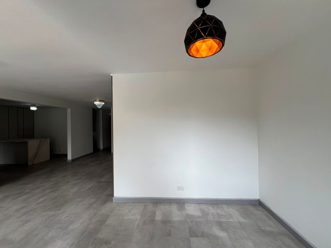 Apartamento de 3 alcobas en arriendo en El Poblado, Medellín, 97 m² · foto 15 de 17