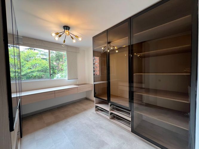 Apartamento de 3 alcobas en arriendo en El Poblado, Medellín, 97 m² · foto 3 de 17