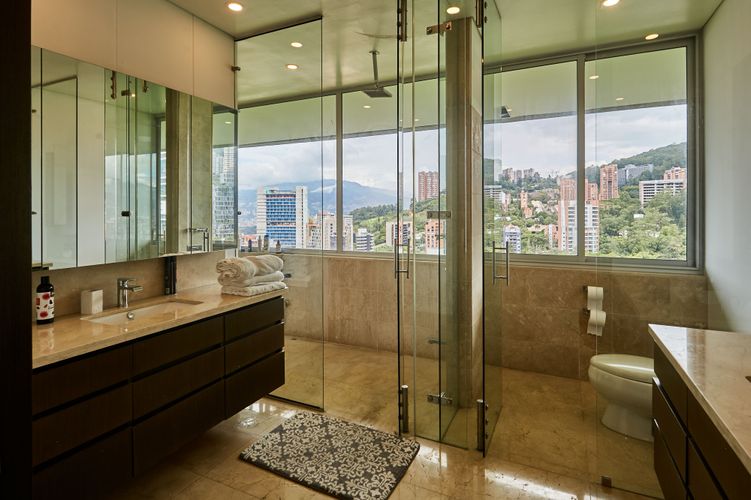 Apartamento de 3 alcobas en venta en Las Lomas No.1, Medellín, 406 m² · foto 19 de 20