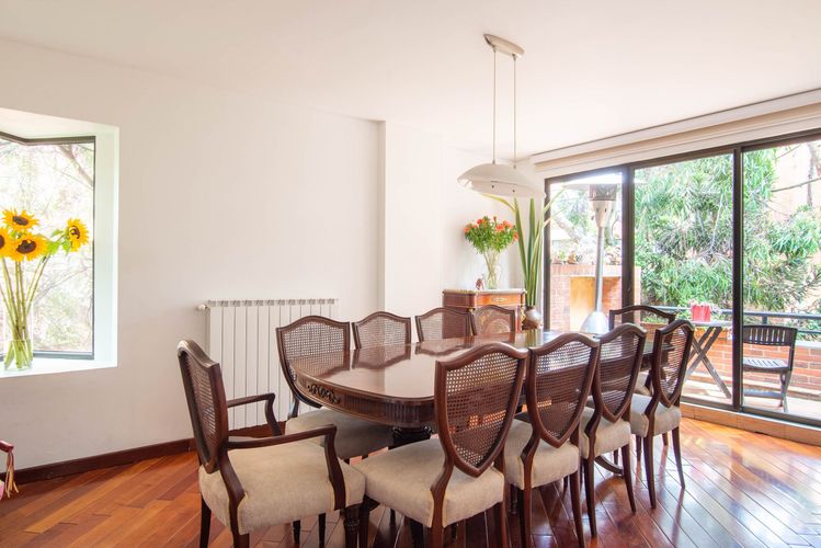 Apartamento de 4 alcobas en venta en Santa Barbara Alta, Bogotá, 254 m² · foto 6 de 20