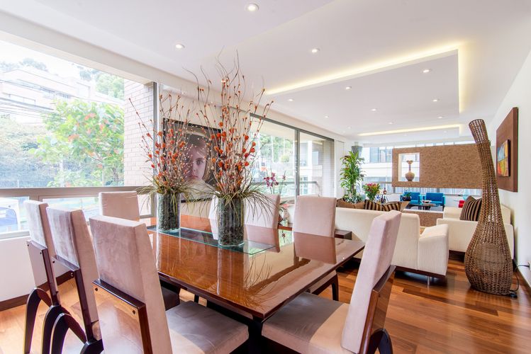 Apartamento de 3 alcobas en venta en Chicó Alto, Bogotá, 187 m² · foto 6 de 18