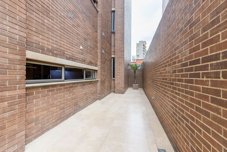 Apartamento de 3 alcobas en venta en Chicó Alto, Bogotá, 187 m² · foto 8 de 18