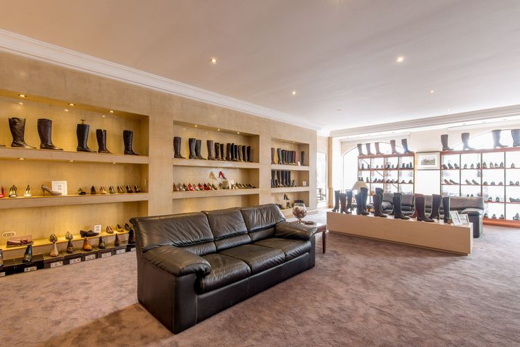 Casa de 4 alcobas en venta en San Patricio, Bogotá, 678 m² · foto 8 de 20