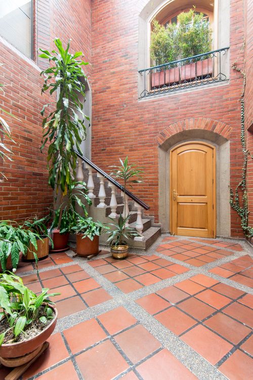 Casa de 4 alcobas en venta en San Patricio, Bogotá, 678 m² · foto 10 de 20