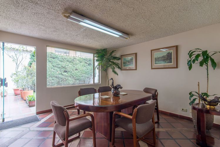 Casa de 4 alcobas en venta en San Patricio, Bogotá, 678 m² · foto 11 de 20