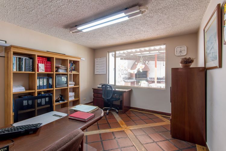 Casa de 4 alcobas en venta en San Patricio, Bogotá, 678 m² · foto 14 de 20