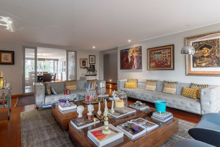 Apartamento de 3 alcobas en venta en Chicó Alto, Bogotá, 330 m² · foto 10 de 20