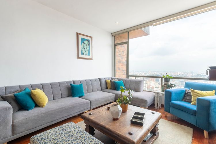 Apartamento de 4 alcobas en venta en Chapinero Alto, Bogotá, 147 m² · foto 2 de 20