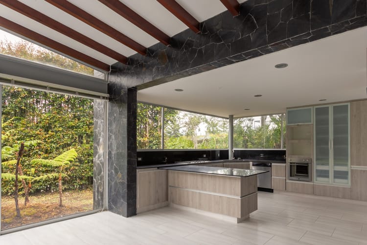 Casa de 5 alcobas en venta en Loma Del Escobero, Envigado, 400 m² · foto 8 de 20