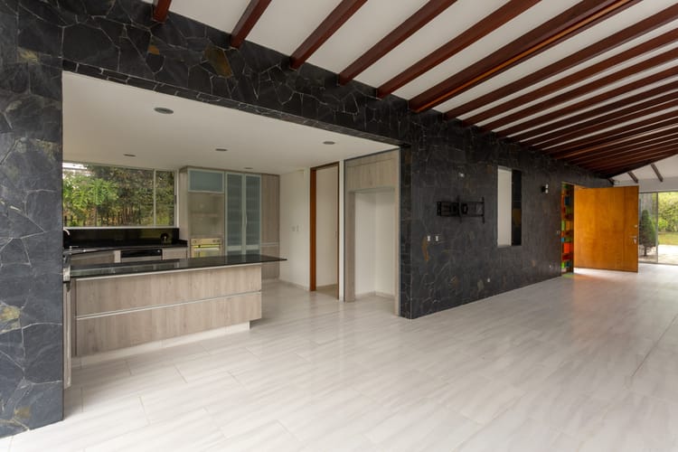 Casa de 5 alcobas en venta en Loma Del Escobero, Envigado, 400 m² · foto 9 de 20