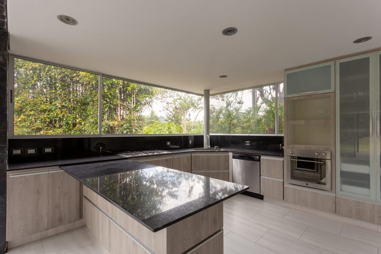 Casa de 5 alcobas en venta en Loma Del Escobero, Envigado, 400 m² · foto 13 de 20