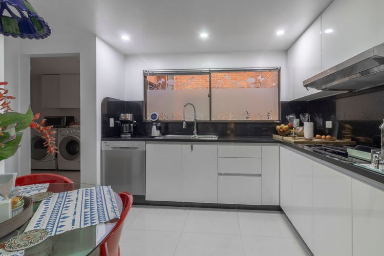Apartamento de 2 alcobas en venta en Chicó Navarra, Bogotá, 161 m² · foto 8 de 20
