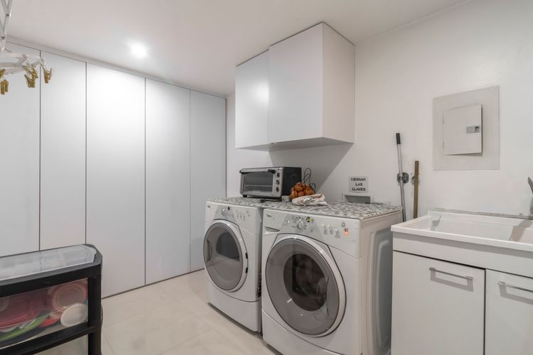 Apartamento de 2 alcobas en venta en Chicó Navarra, Bogotá, 161 m² · foto 10 de 20