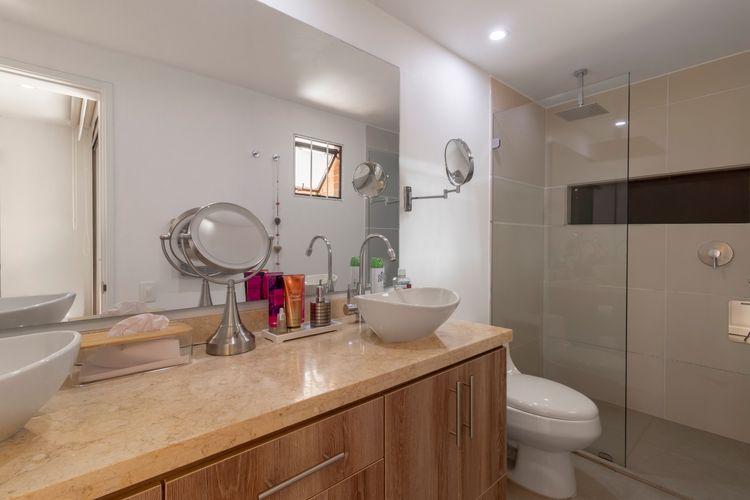 Apartamento de 2 alcobas en venta en Chicó Navarra, Bogotá, 161 m² · foto 19 de 20