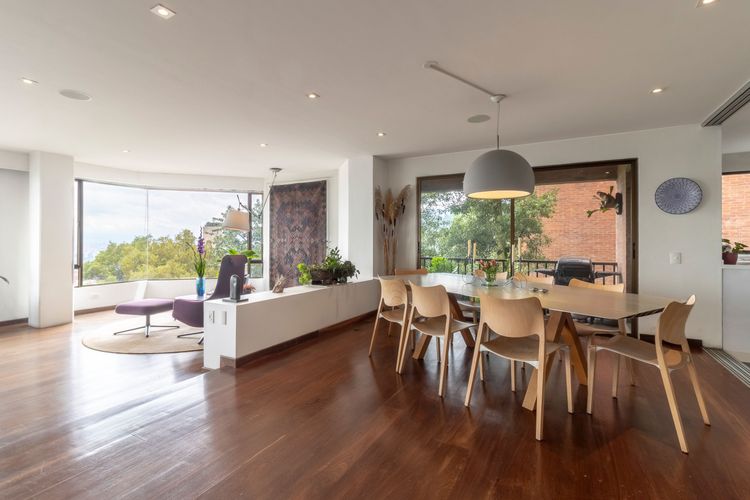 Apartamento de 2 alcobas en venta en Chicó Alto, Bogotá, 202 m² · foto 9 de 20