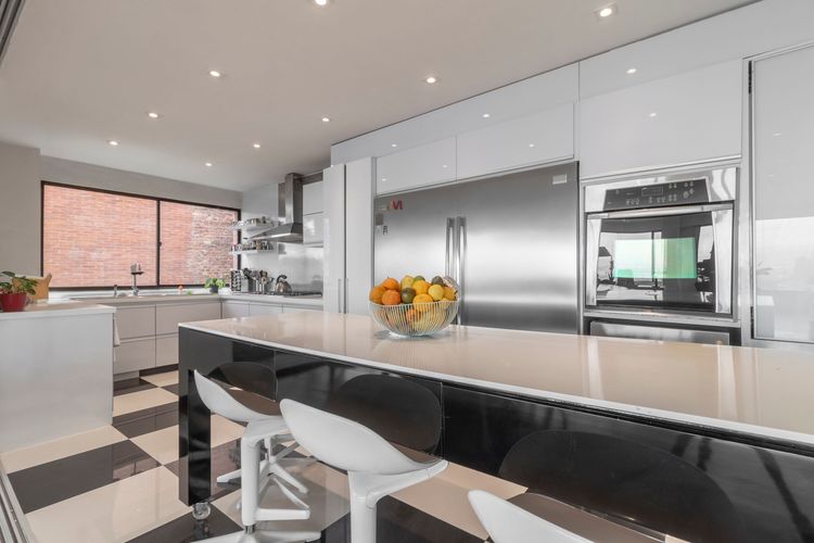 Apartamento de 2 alcobas en venta en Chicó Alto, Bogotá, 202 m² · foto 13 de 20