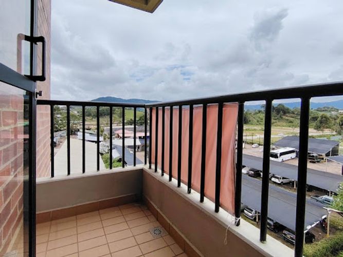 Apartamento de 3 alcobas en venta en Ciudadela, El Carmen de Viboral, 75 m² · foto 16 de 18