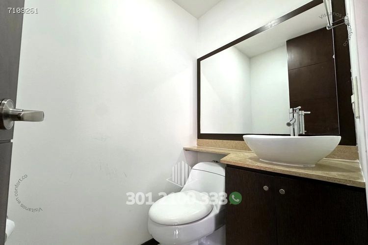 Apartamento de 3 alcobas en arriendo en Los Balsos, Medellín, 117 m² · foto 10 de 24