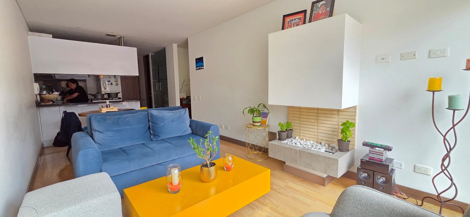 Apartamento de 2 habitaciones en venta en Cedritos, Bogotá — imagen 1 de 25