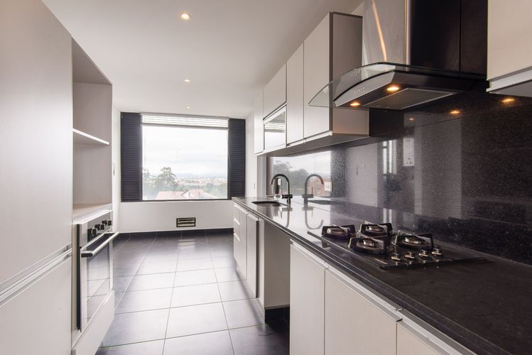 Apartamento de 3 alcobas en venta en Colinas De Suba, Bogotá, 163 m² · foto 7 de 20