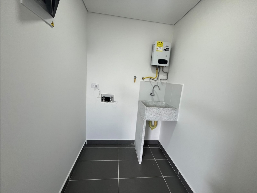Apartamento en arriendo en Las Palmas, Medellín · foto 20 de 21