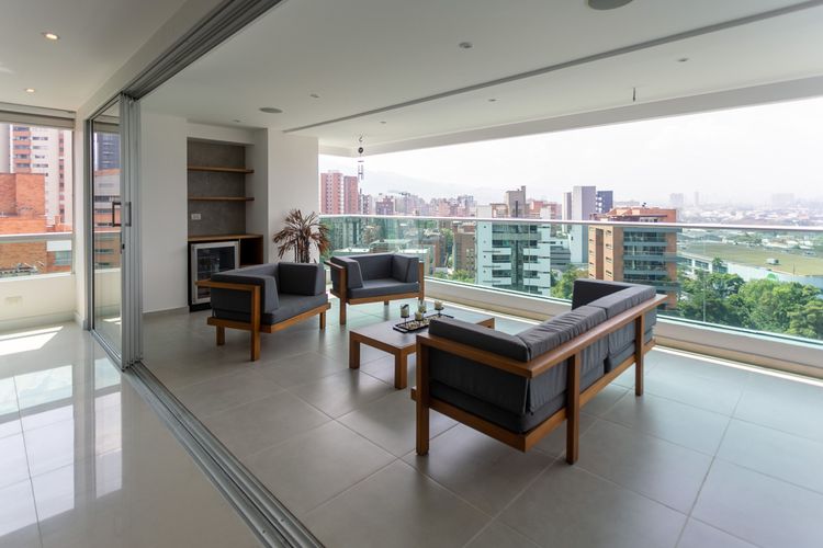 Apartamento de 3 alcobas en arriendo en Santa Maria De Los Angeles, Medellín, 274 m² · foto 11 de 20