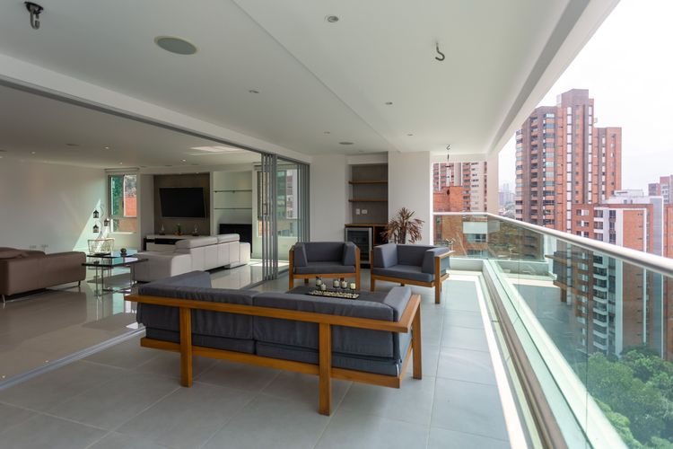 Apartamento de 3 alcobas en arriendo en Santa Maria De Los Angeles, Medellín, 274 m² · foto 13 de 20