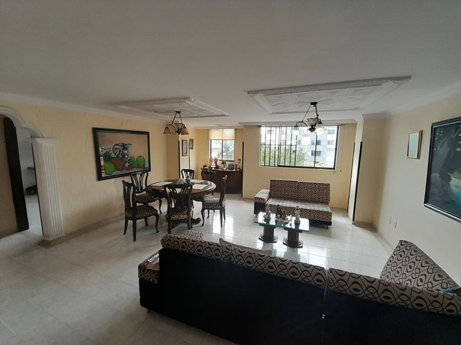 Apartamento de 5 alcobas en venta en Conucos, Bucaramanga, 190 m² · foto 2 de 22