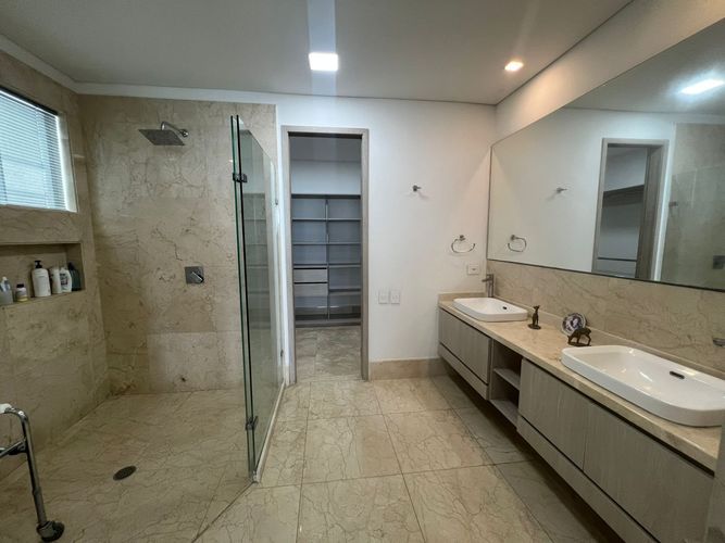 Apartamento de 3 alcobas en venta en Castillogrande, Cartagena, 338 m² · foto 15 de 19